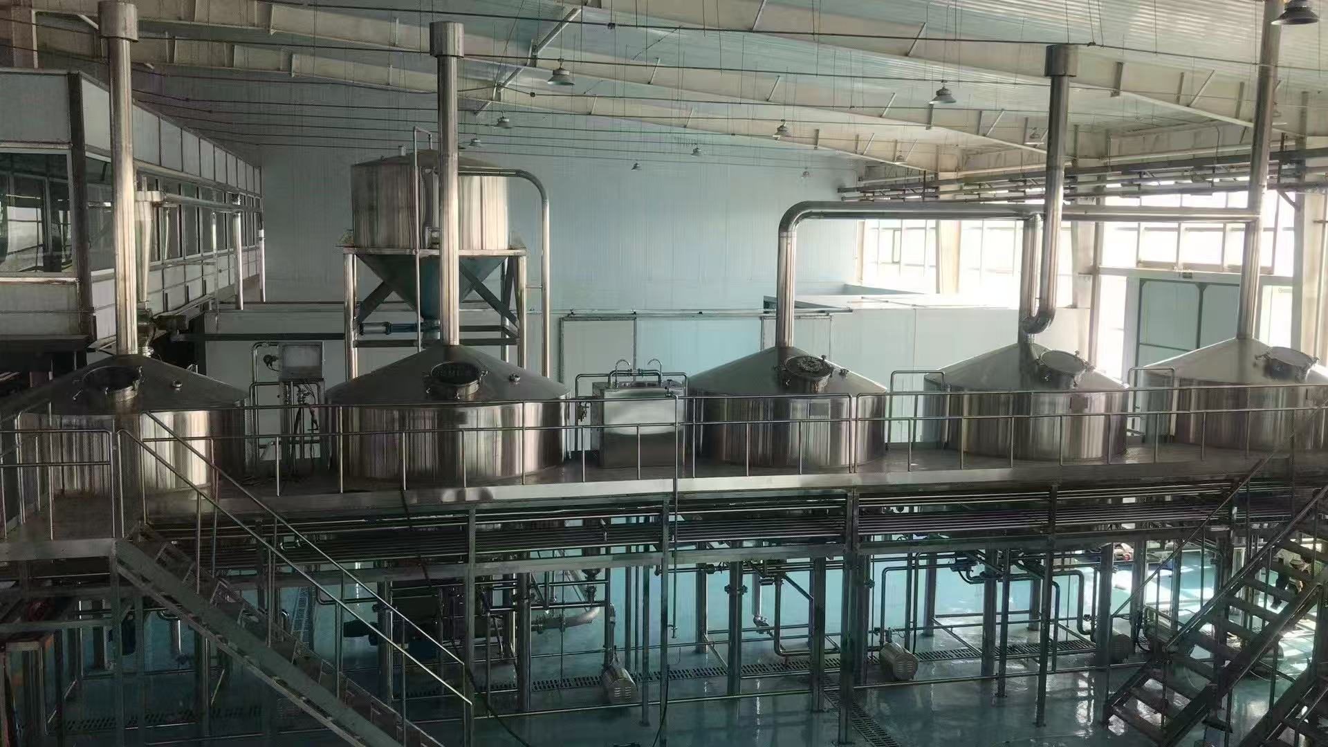 丽江精酿啤酒设备厂—精酿啤酒设备主要生产工艺与核心技术